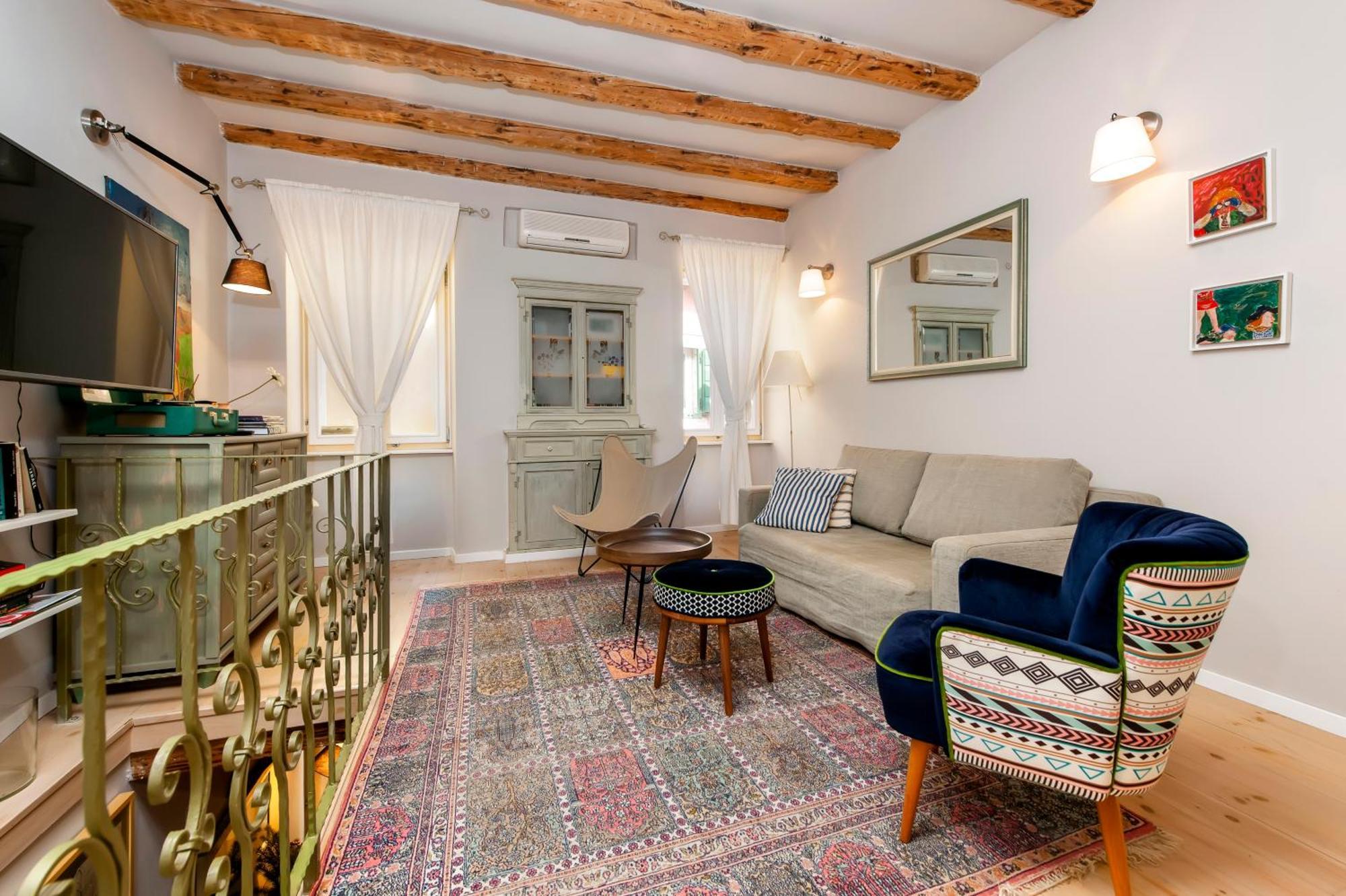 Apartment Andronella *