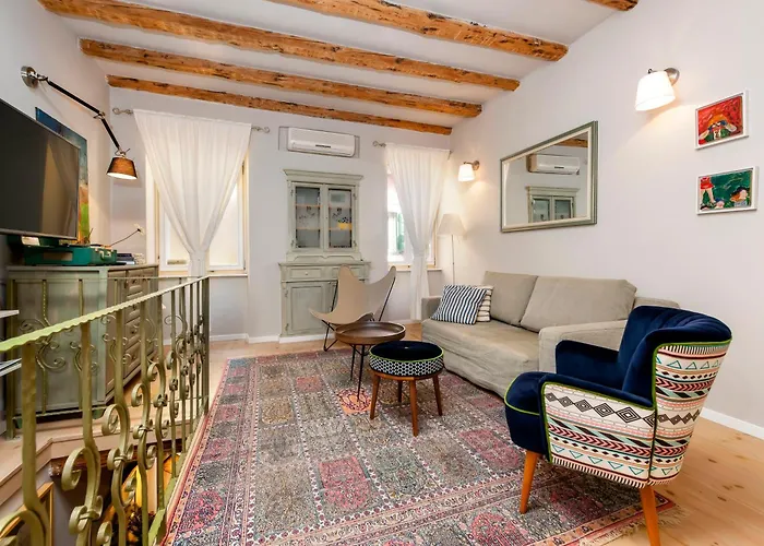 Andronella Apartment